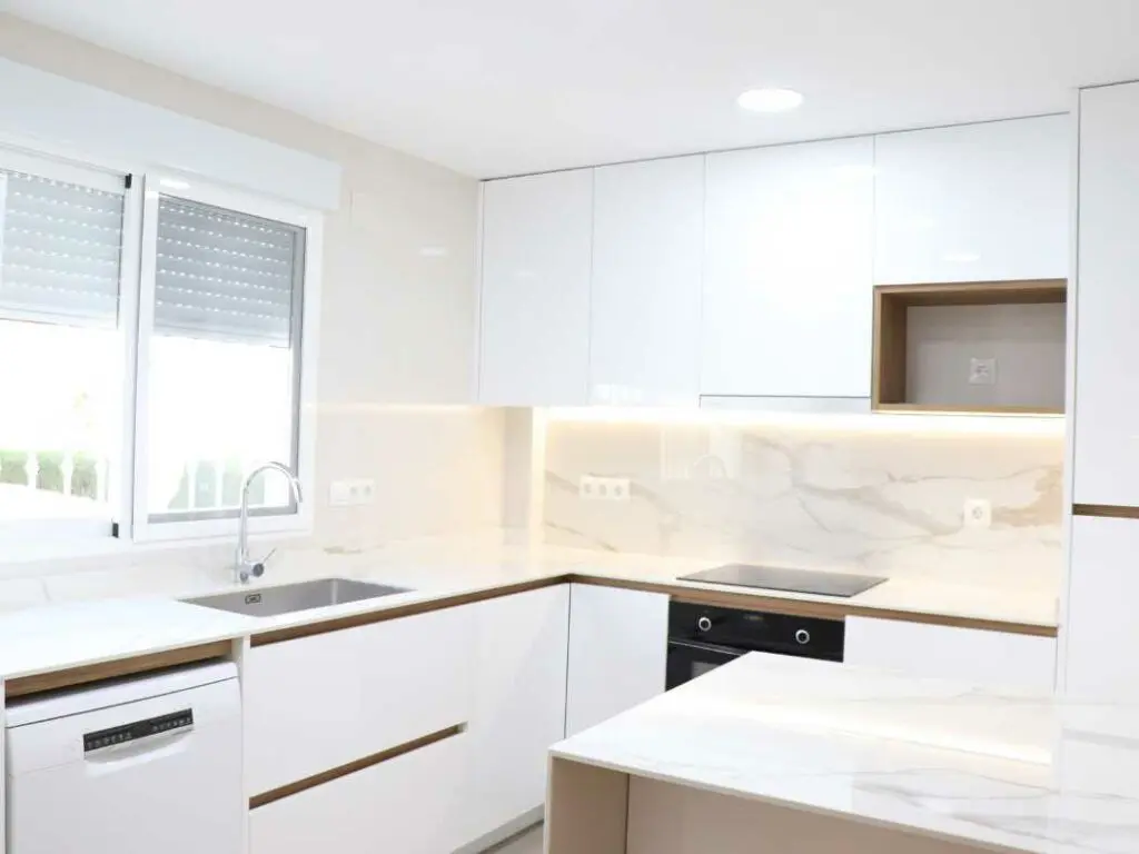 cocina reformada por Macamon